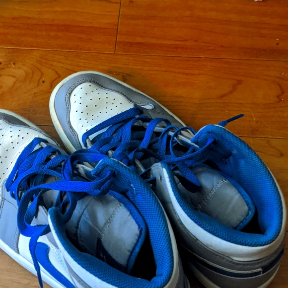 Men's running shoes - Picture 1 of 3